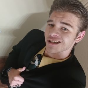 Meet your Posher, Brandon